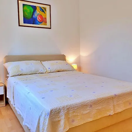 Ferienwohnung Fur 4 Personen Ca 45 Qm In Cizici, Kvarner Bucht Krk Apartment