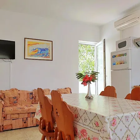Apartment Ferienwohnung Fur 4 Personen Ca 45 Qm In Cizici, Kvarner Bucht Krk Čižići
