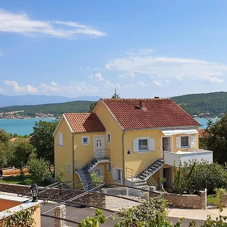 Apartment Ferienwohnung Fur 4 Personen Ca 45 Qm In Cizici, Kvarner Bucht Krk *