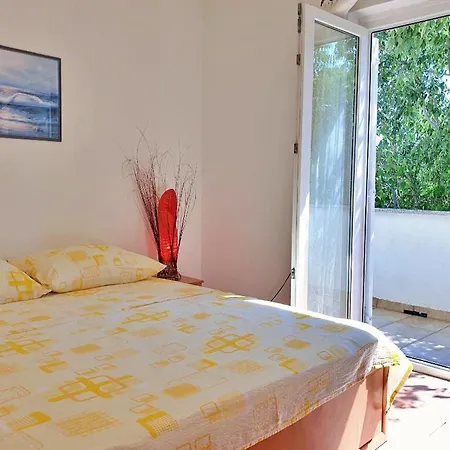 Ferienwohnung Fur 4 Personen Ca 45 Qm In Cizici, Kvarner Bucht Krk Apartment *